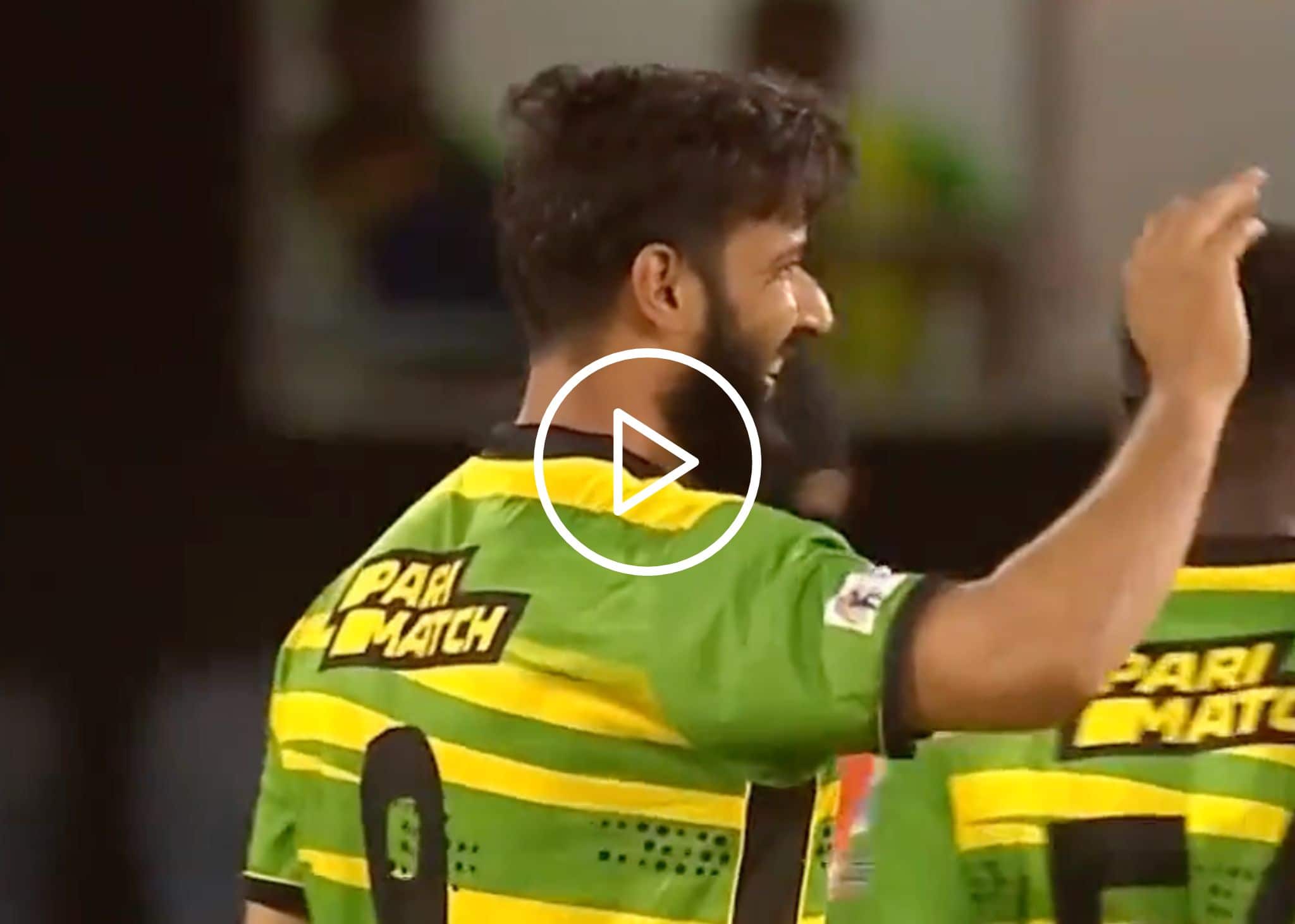 [Watch] Imad Wasim Continues To Deliver, Dismisses Faf du Plessis & Two Others In CPL 2023 Opener